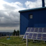 Panouri fotovoltaice statia meteo Lacauti